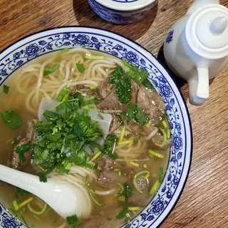 1. Lanzhou Beef Noodles