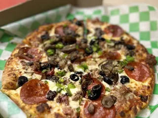 CAPRIGIOS PIZZA