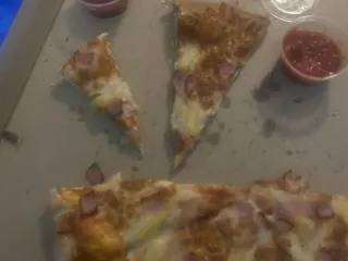 Tony's Pizza