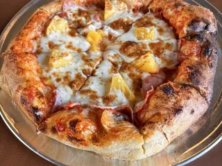 Busted Knuckle Pizzeria