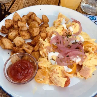 Smoked Salmon Scramble