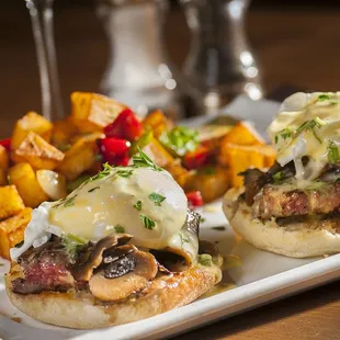 Tenderloin Benedict