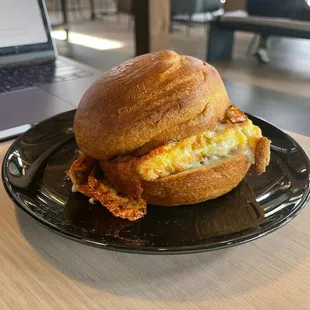 Breakfast sandwich