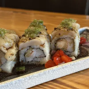 Seared scallop roll