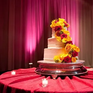 Executive Caterers at Landerhaven Wedding Cake