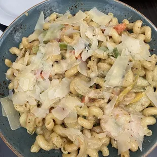 Pesto Shrimp Pasta Primavera