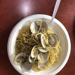 Spaghetti with Clams