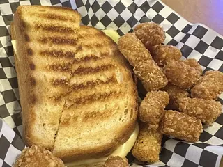 Walter's On North