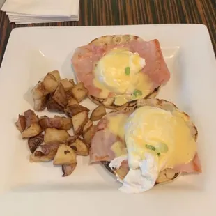 Eggs Benny