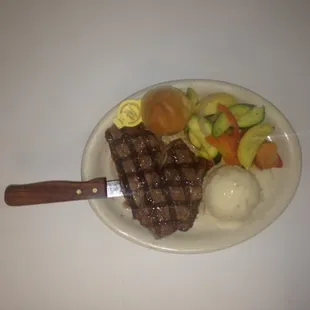 8 oz sirloin steak..