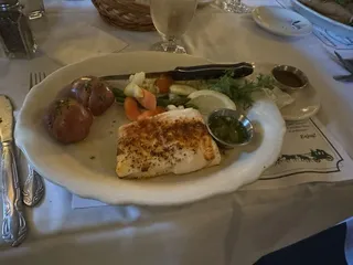 The Range Line Inn
