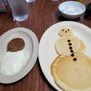 If you love to find hidden treasures on your travel, this place is neat. Jim, the owner, is really down to Earth, and makes you feel at home