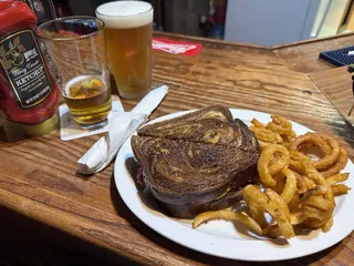Wagon Wheel Cafe
