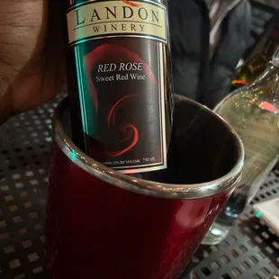 Red rose wine