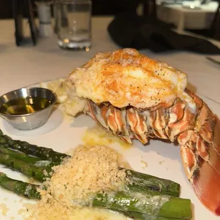 Lobster Tail with Asparagus