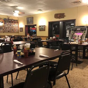 empty dining room