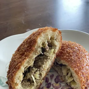 Moroccan fried lamb bun still tastes good when cold.