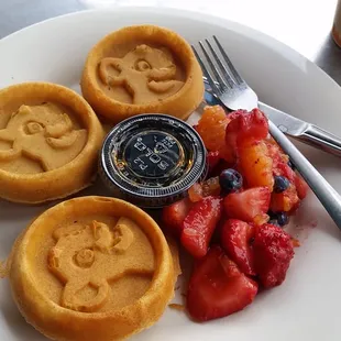 Vegan waffles or pancakes can be made vegan by request. #ricemilk