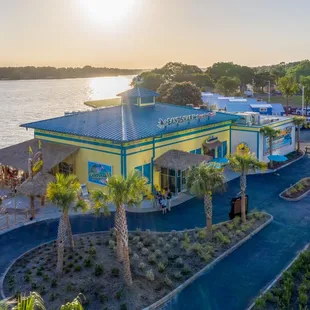 LandShark Bar &amp; Grill offers waterfront dining on the shores of Lake Conroe.