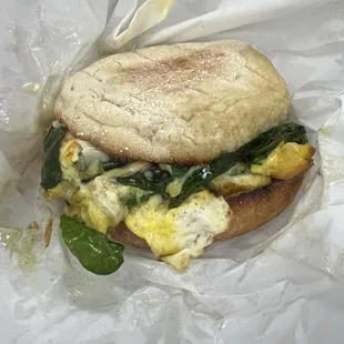 Egg, Spinach and Swiss Sandwich