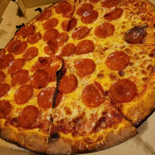 15" Neapolitan Pepperoni