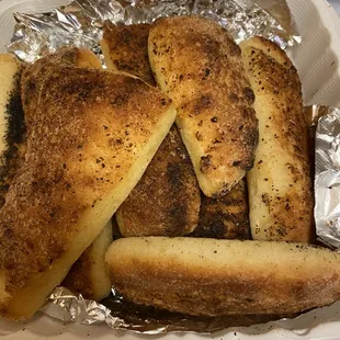 Garlic Bread Sticks with Red Sauce