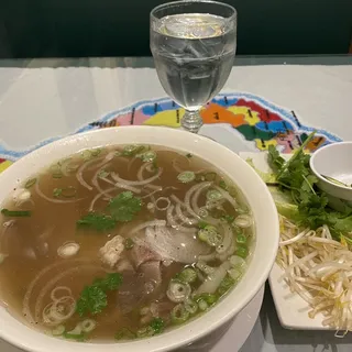 Pho Tai, Gan