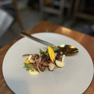 Pou Nihm Prik Taidam