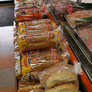 Bread and buns to go with your burgers or your BLTs