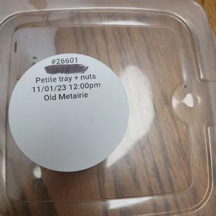 Description of the petite TRAY!