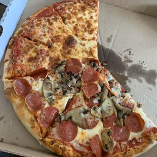 Lang's Pizza And Subs