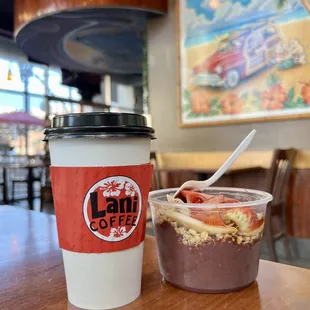 Latte and classic açaí bowl