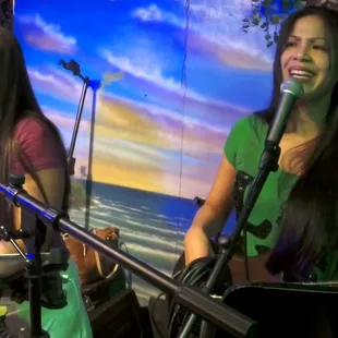 Cuckoo Coconuts Waikiki