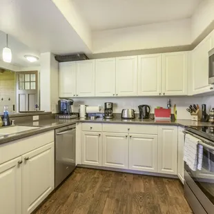 Ko Olina Luxury 2br/2ba Ground Floor Villa F w/Golf Cart