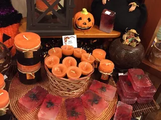 Island Soap & Candle Works