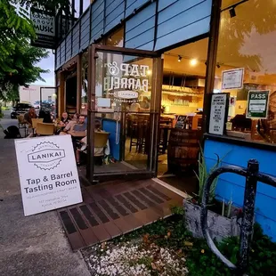 Storefront (09/20/22). @LanikaiBrewing #Lanikai #Kailua #Oahu #Beer #CraftBeer