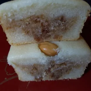 Interior of the Peanutbutter Mochi