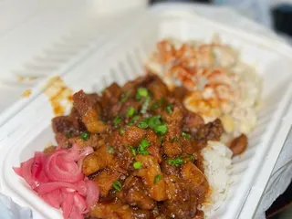 Faka's Island Grill