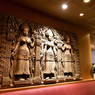 Interior of Lana Thai