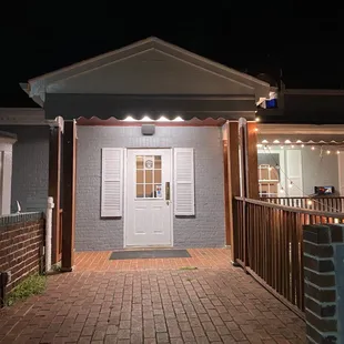 the entrance to the restaurant