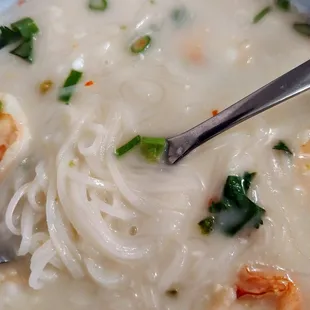 Tom Kah Shrimp Noodles