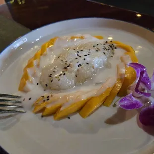 Thai Sweet Sticky Rice with Mango