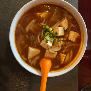 Noodle soup with tofu