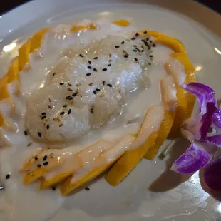 Thai Sweet Sticky Rice with Mango is a MUST! Beautiful presentation!