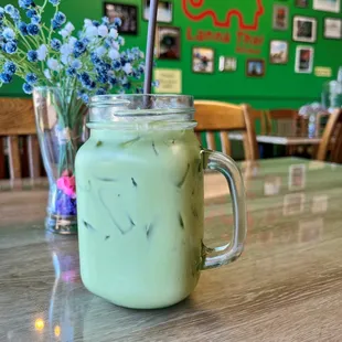 Thai iced green tea (premium Thai green tea leaves)