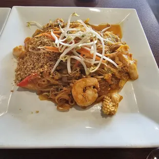 Seafood Pad Thai