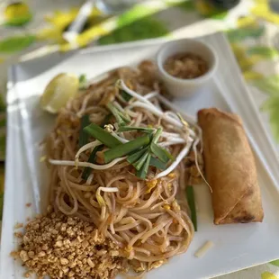 Lunch Pad Thai