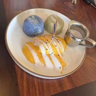 mango sticky rice