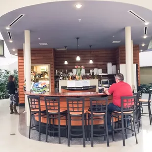 other tables to eat at outside of this shot