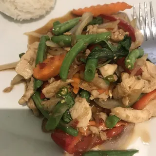 L- Thai Basil Lunch Special